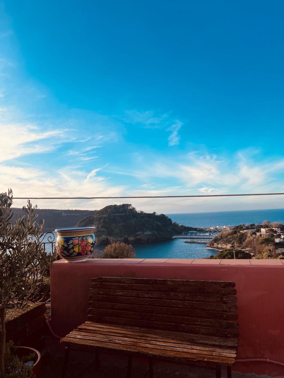Sole Chiaro Home Procida Exterior foto